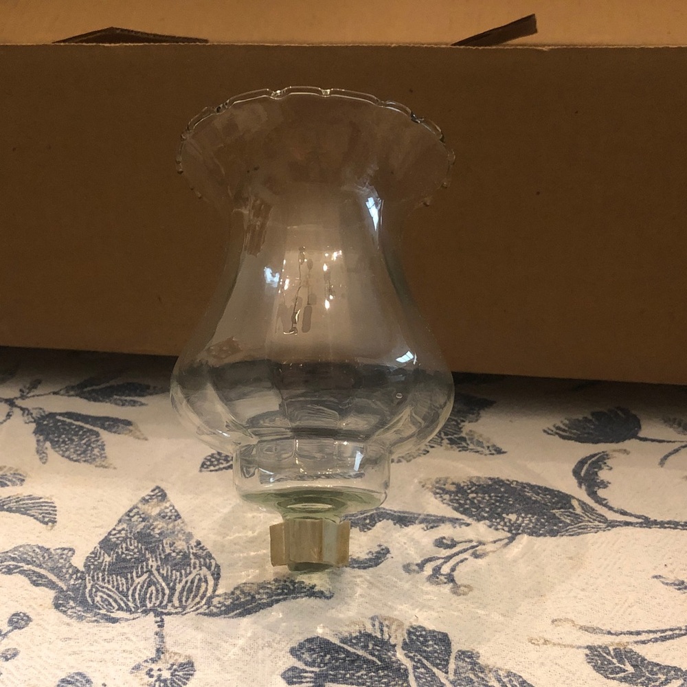 Home Interiors 1188-BL  Clear Glass Hurricane Lamp Shade set of 4 new